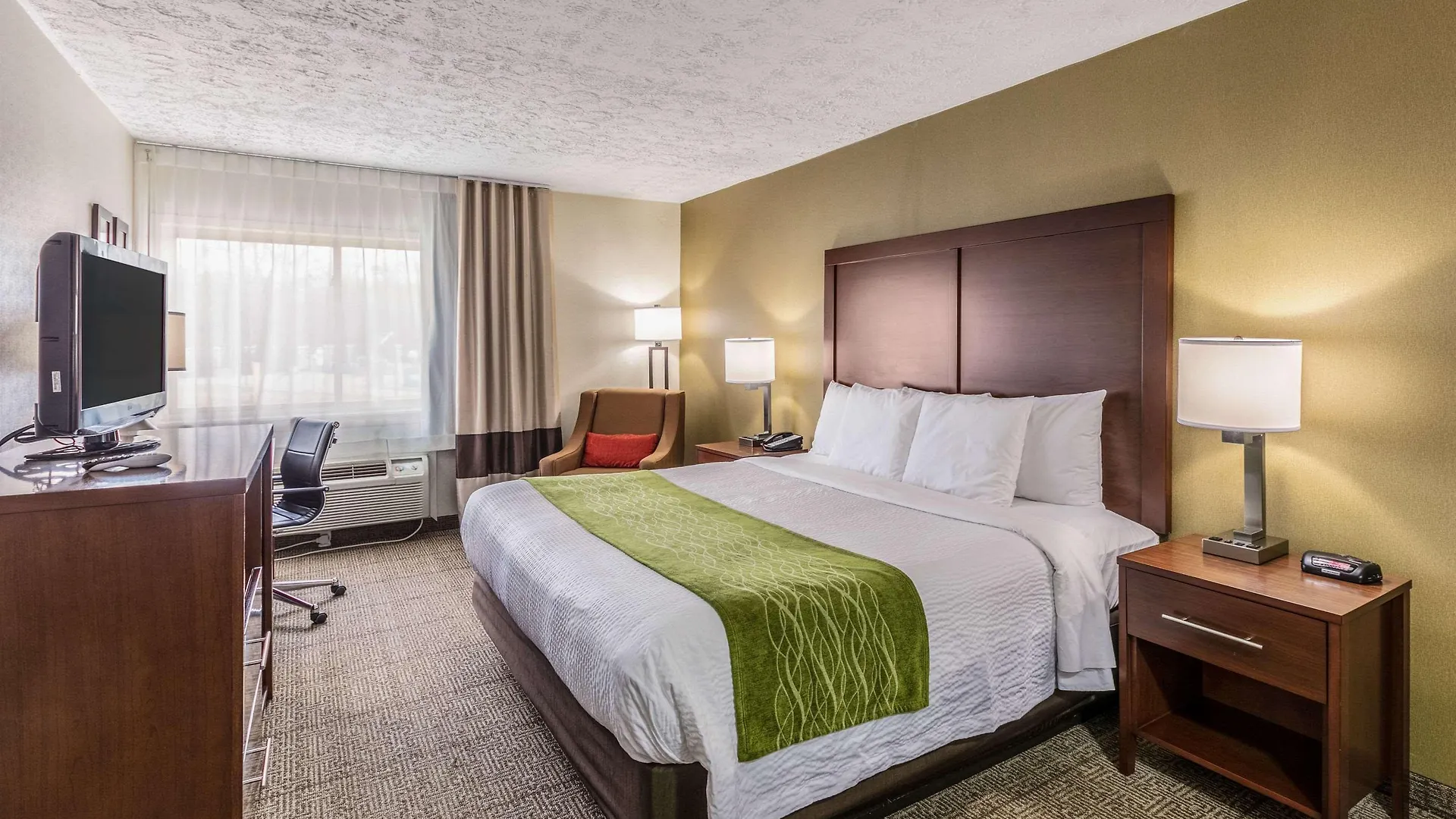 Comfort Inn Medford-Long Island  Medford