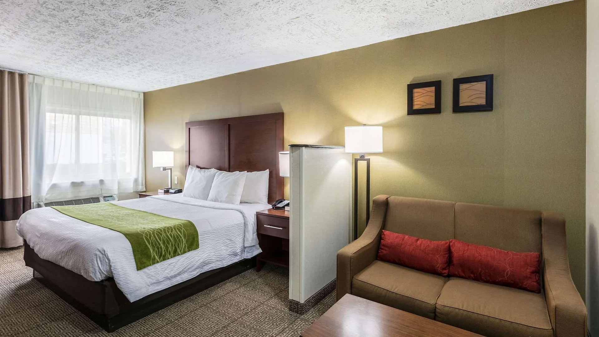 ***  Comfort Inn Medford-Long Island United States