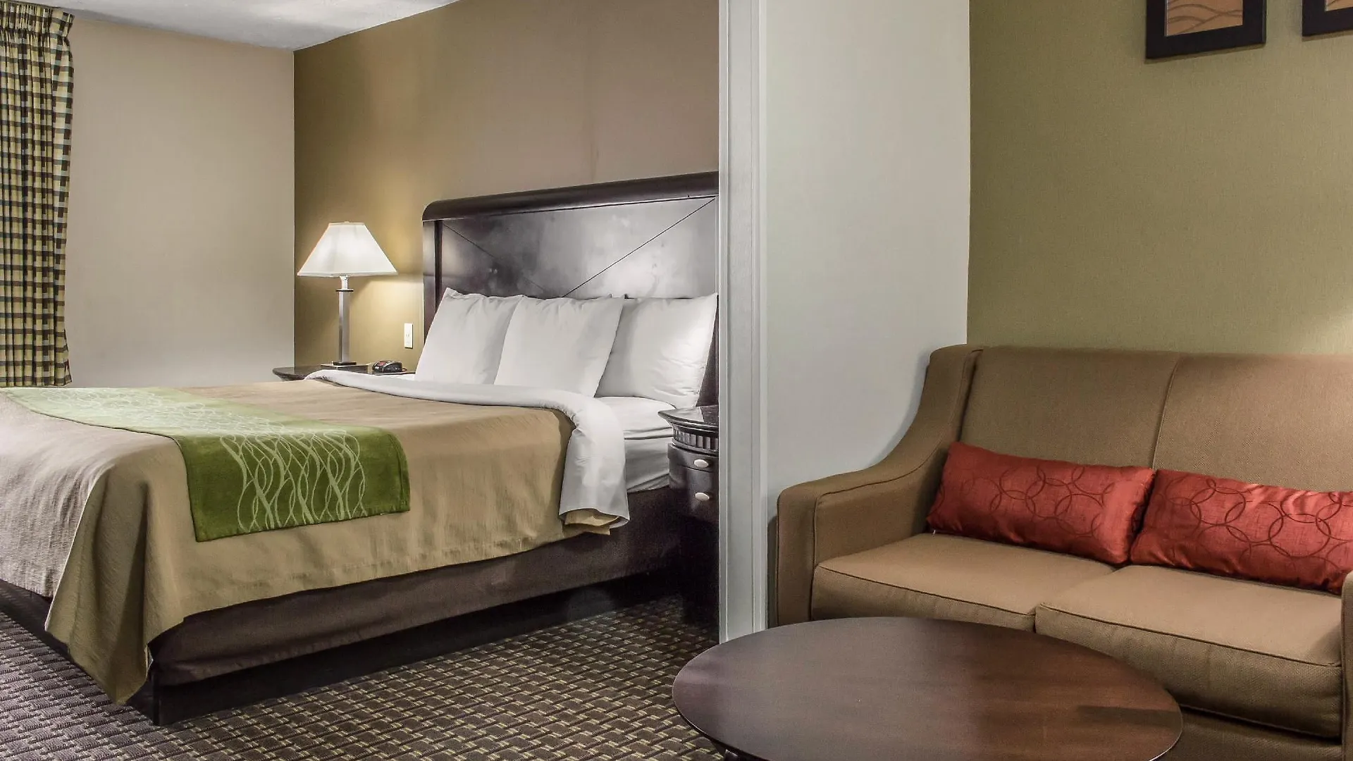 Comfort Inn Medford-Long Island