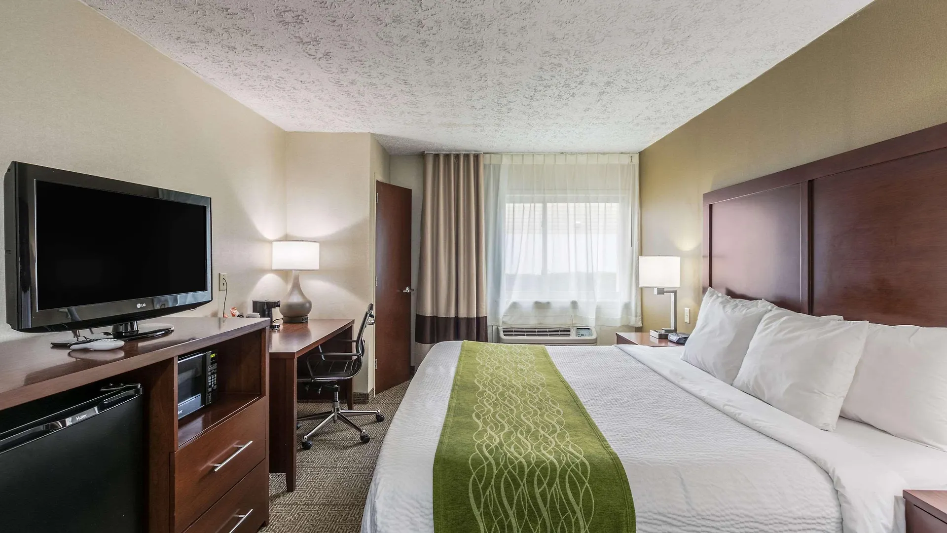Comfort Inn Medford-Long Island 3*, Medford United States