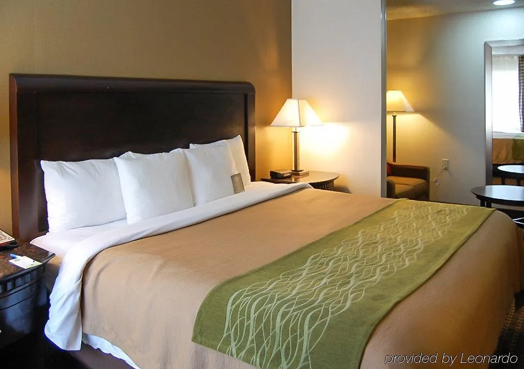Comfort Inn Medford-Long Island