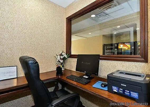 Comfort Inn Medford-Long Island 3*, Medford